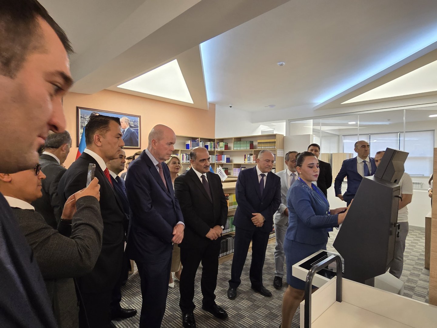 bp unveils modern digital library at AzTU as part of social investment initiative (PHOTO)