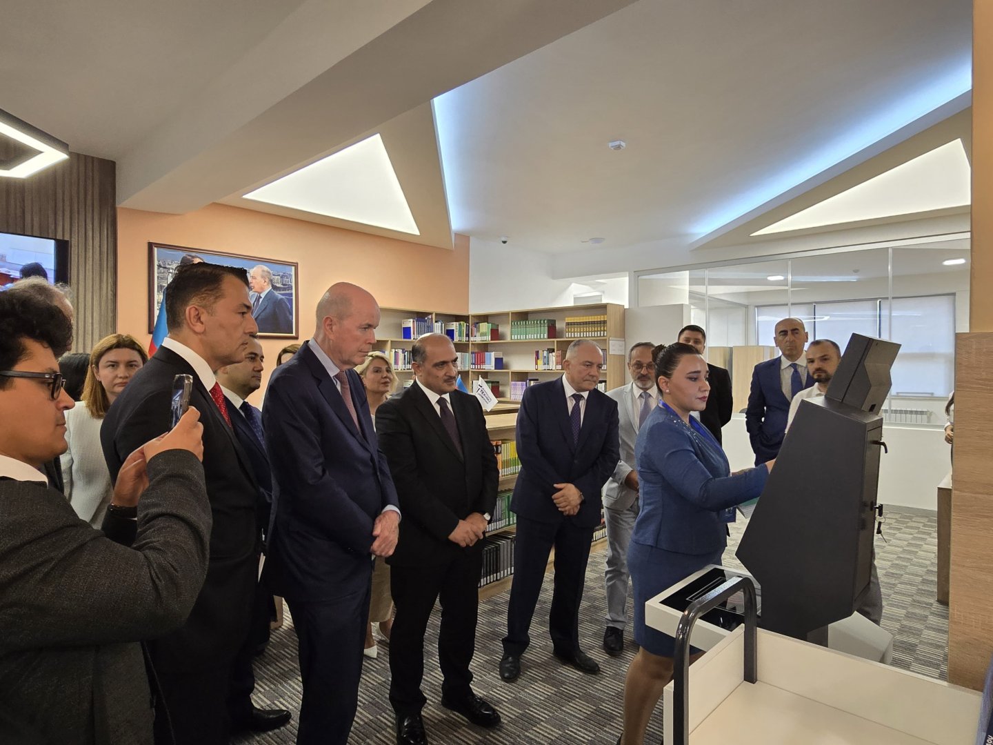 bp unveils modern digital library at AzTU as part of social investment initiative (PHOTO)