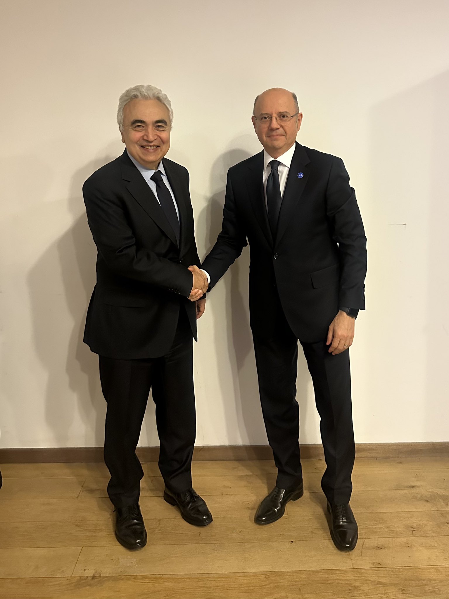 Azerbaijan and IEA engage in talks on shifting global energy trends