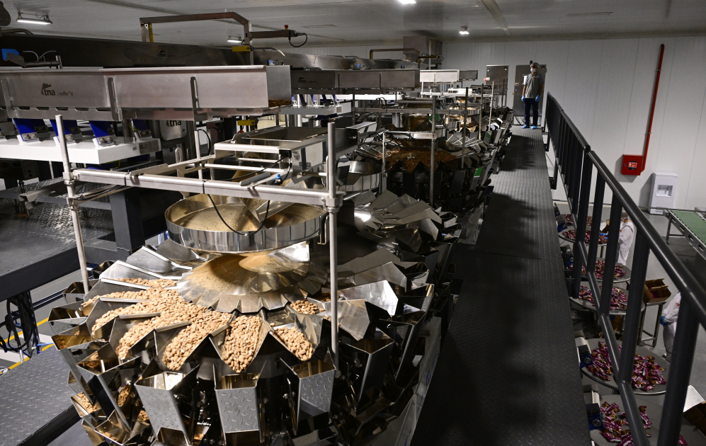 President Ilham Aliyev attends opening of snack production plant in Baku  (PHOTO)