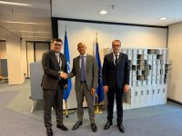 Azerbaijan, NATO deepen ties with focus on energy security (PHOTO)