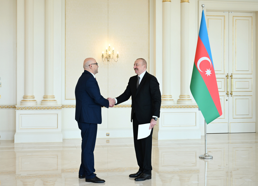 President Ilham Aliyev accepts credentials of newly appointed ambassador of Palestine to Azerbaijan (PHOTO)