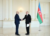 President Ilham Aliyev accepts credentials of newly appointed ambassador of Palestine to Azerbaijan (PHOTO)