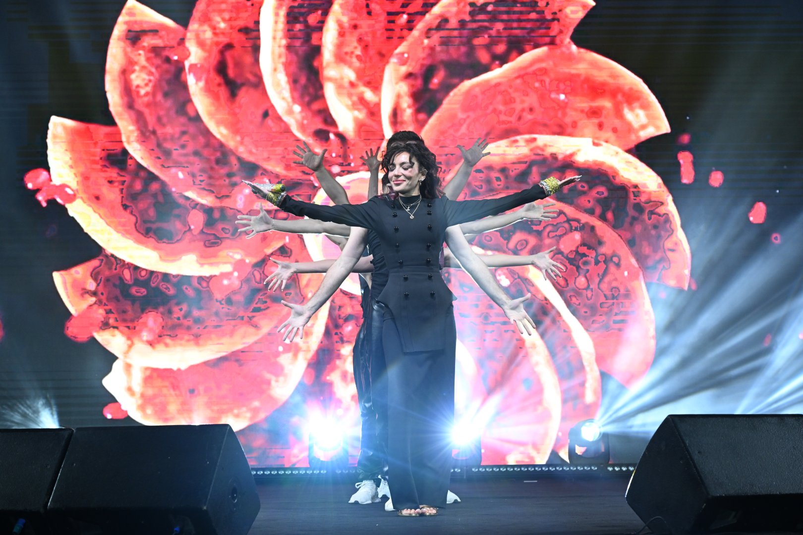 Concert held in Heydar Aliyev Center park on occasion of National Salvation Day (PHOTO)