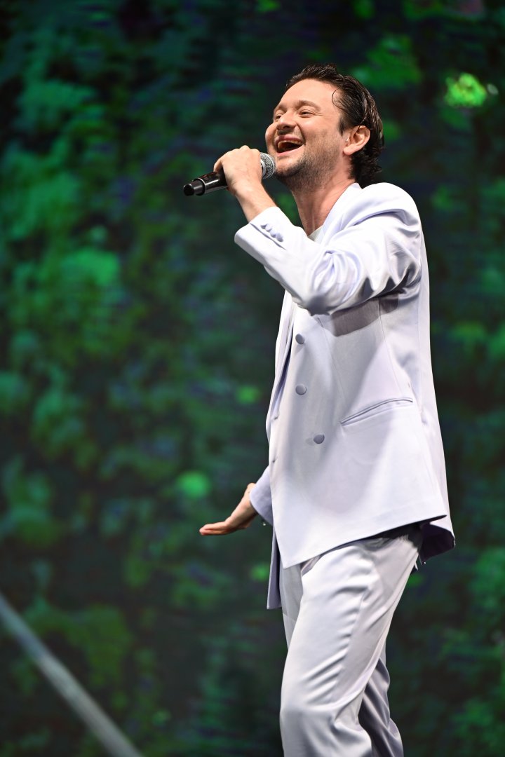 Concert held in Heydar Aliyev Center park on occasion of National Salvation Day (PHOTO)