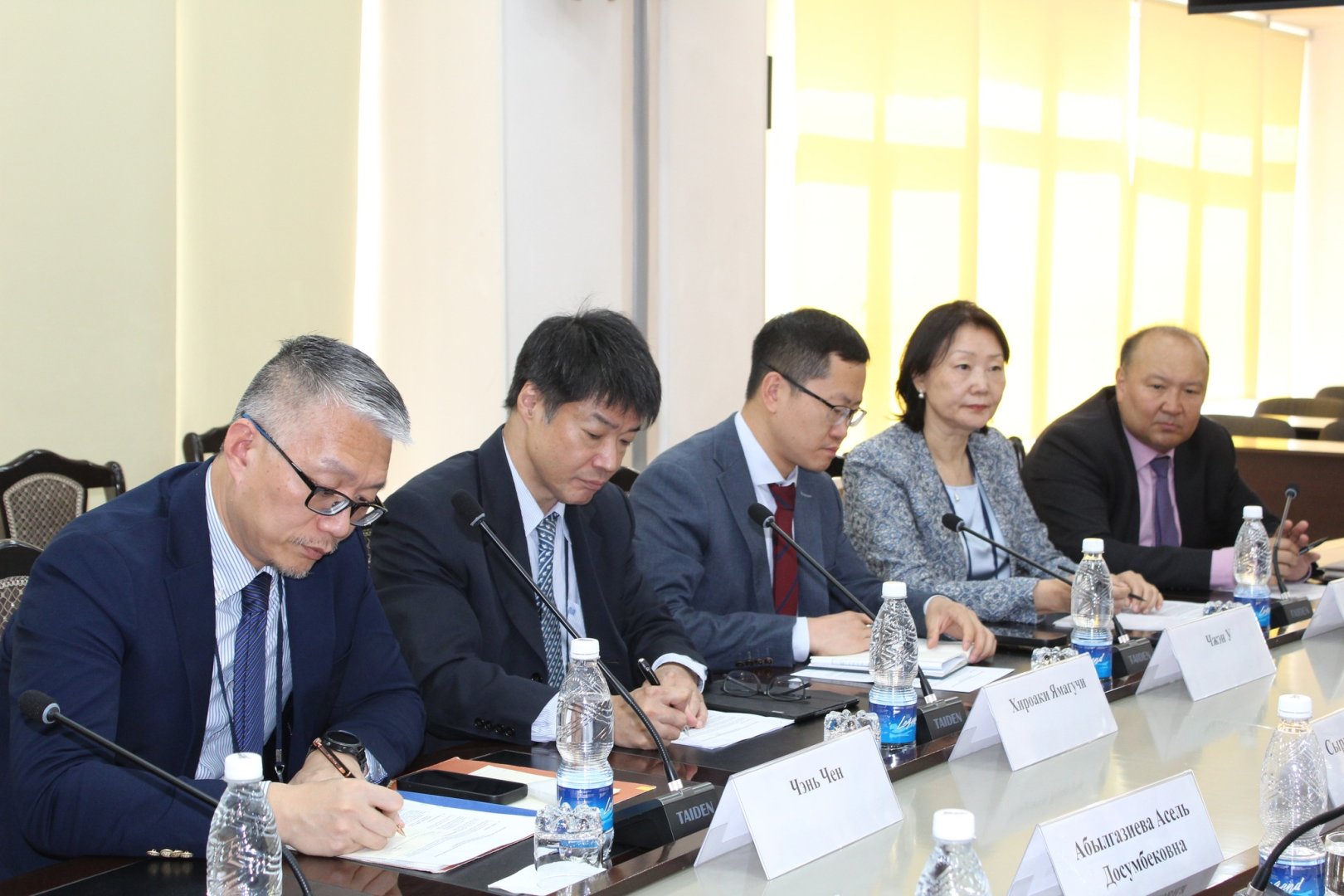 Kyrgyzstan seeks ADB's support for country's major road project