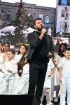 Concert held in Heydar Aliyev Center park on occasion of National Salvation Day (PHOTO)