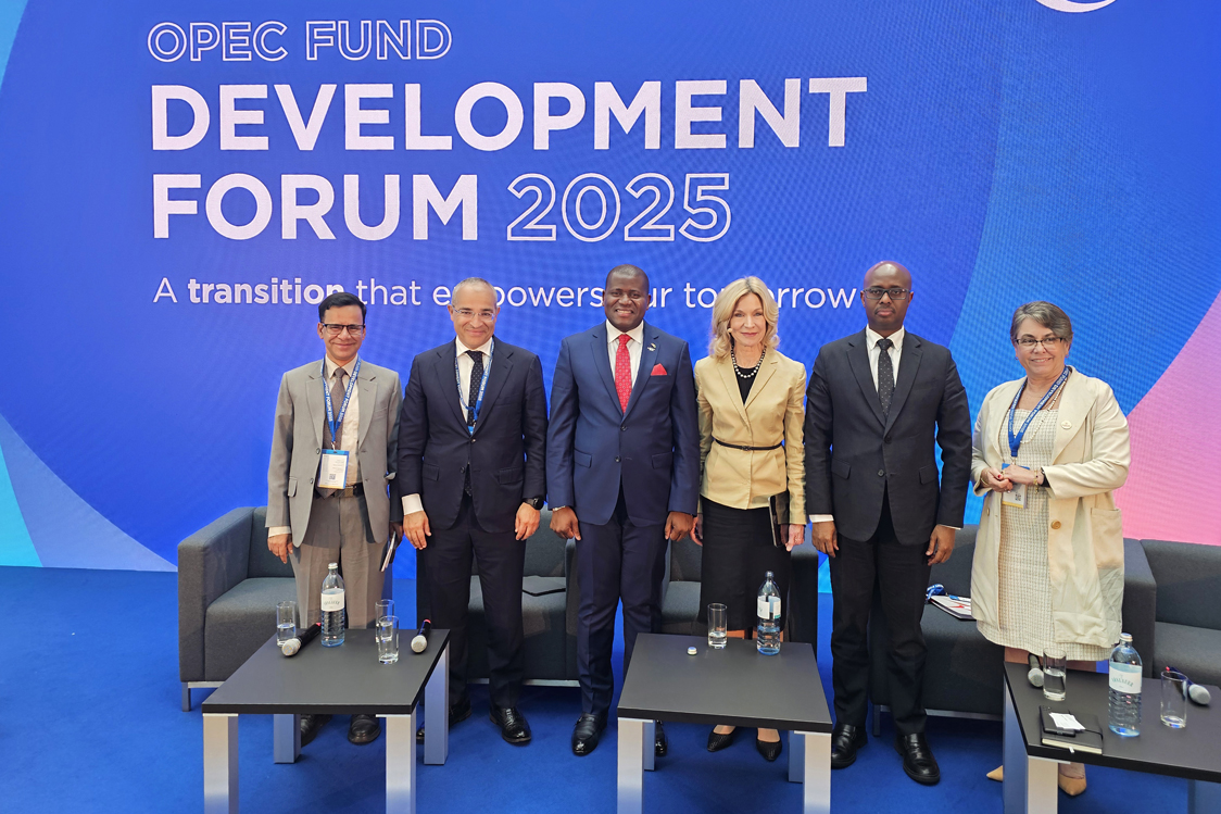 Azerbaijan discusses economic priorities at OPEC Int'l Development Fund forum (PHOTO)