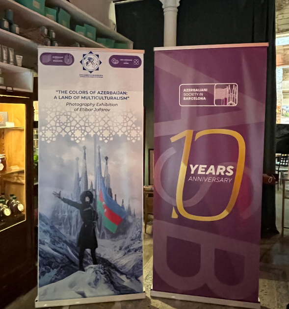 Azerbaijani diaspora holds photo expo on multiculturalism in Spanish Barcelona (PHOTO)