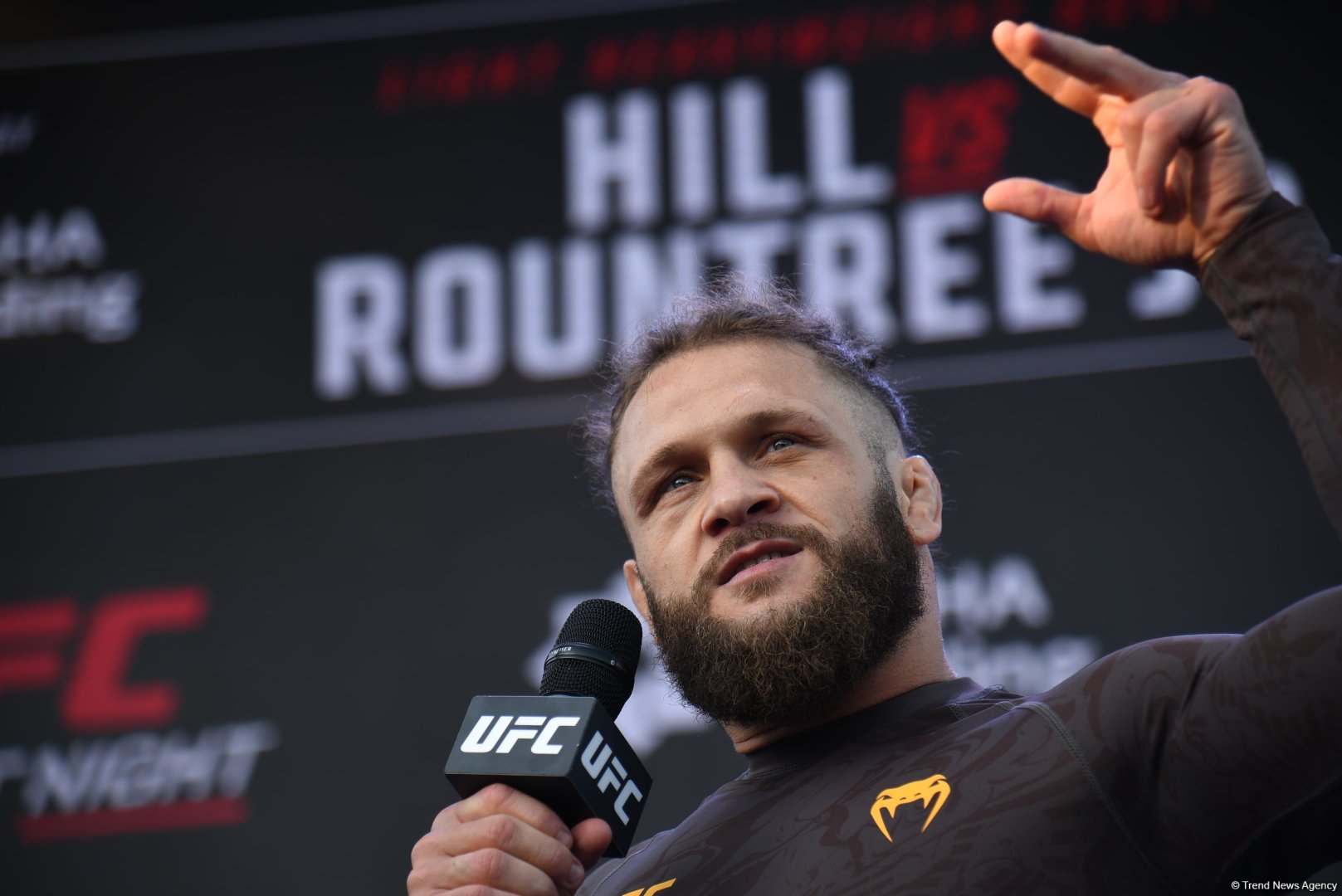 UFC on Caspian coast: fighters held an open training session in heart of Baku (PHOTO)