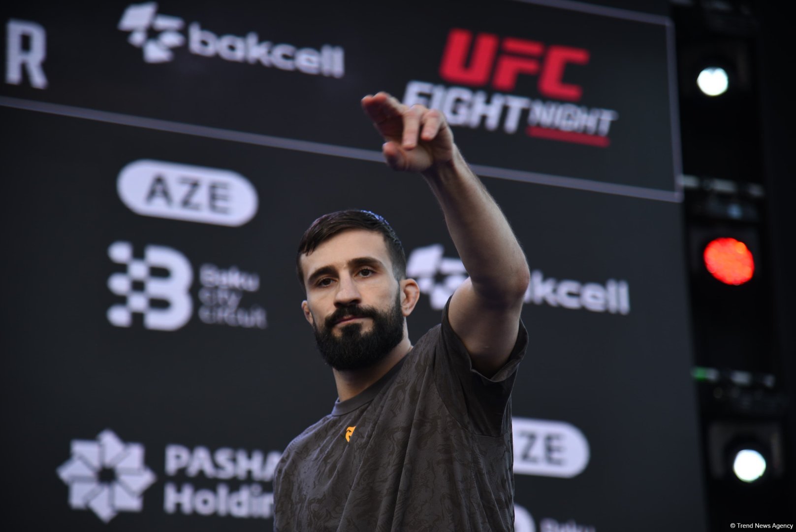 UFC on Caspian coast: fighters held an open training session in heart of Baku (PHOTO)