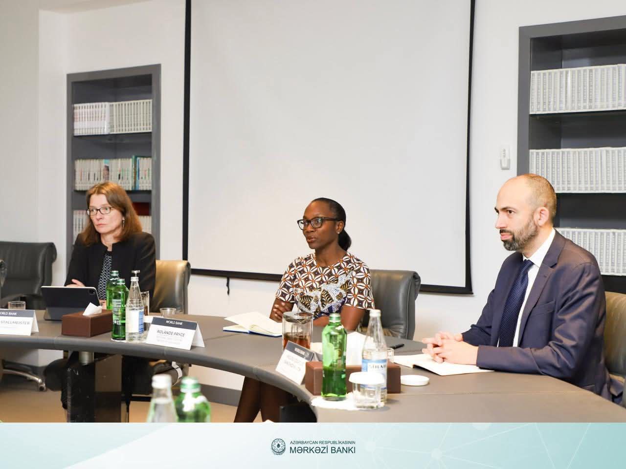 Azerbaijan, World Bank discuss project progress and new partnership structure (PHOTO)