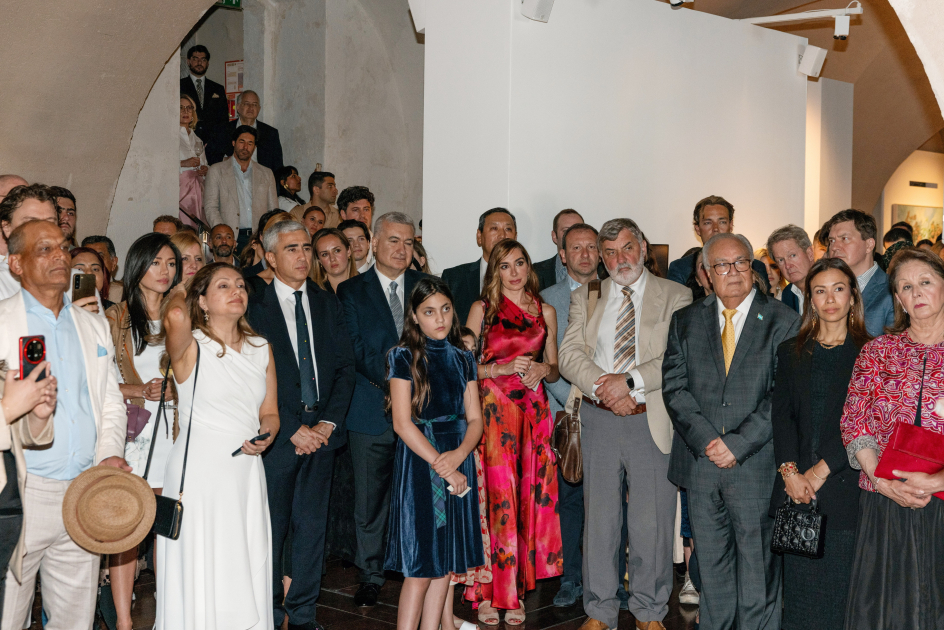 Heydar Aliyev Foundation VP Leyla Aliyeva participates in MAMA "Mother Nature" exhibition at London Design Biennale (PHOTO)