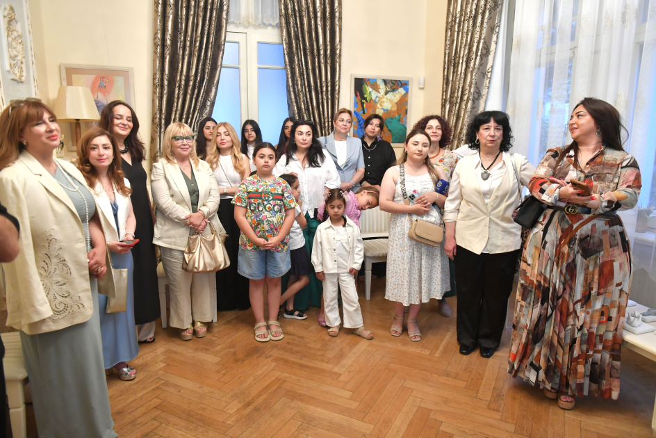 "Zeynab's Magical World" opens at Maksud Ibrahimbeyov Creativity Centre (PHOTO)