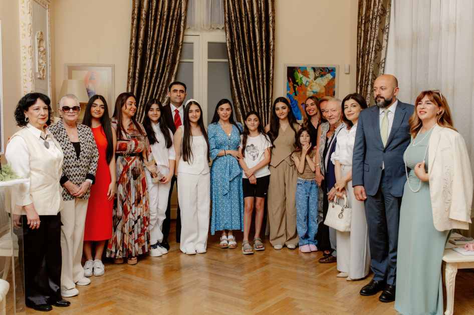 "Zeynab's Magical World" opens at Maksud Ibrahimbeyov Creativity Centre (PHOTO)