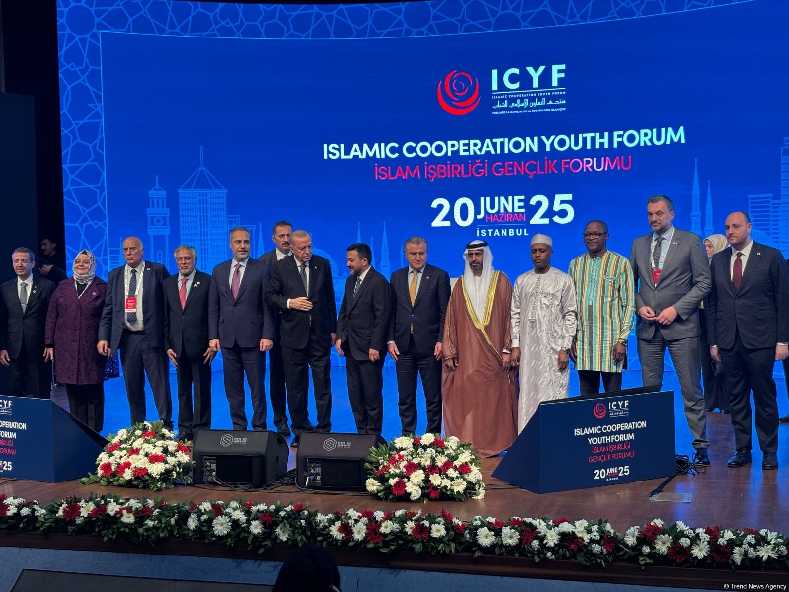 Turkish Istanbul rolls out red carpet for Great Youth Award Ceremony (PHOTO)