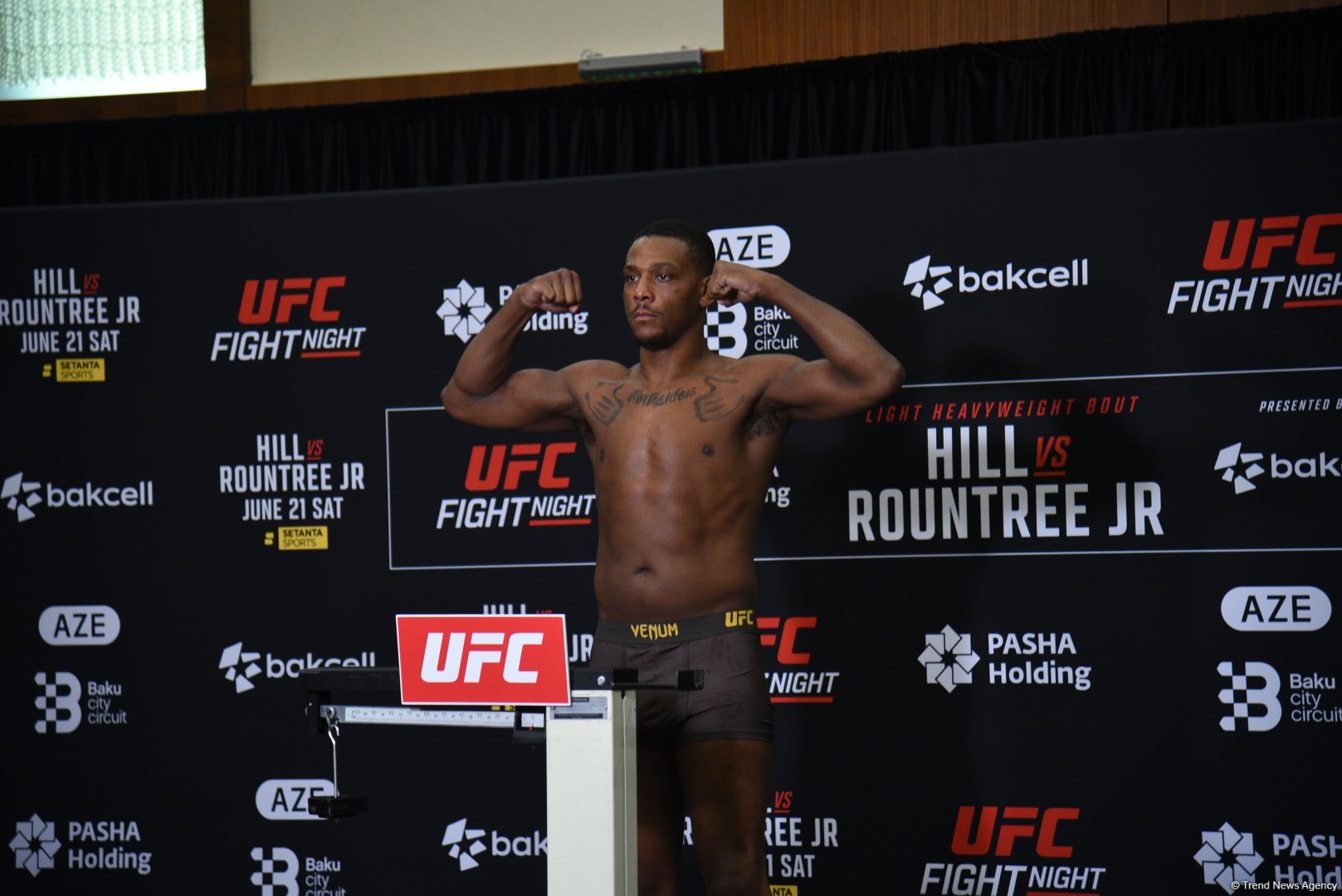 Baku hosts official weigh-in ceremony for UFC Fight Night participants (PHOTO)