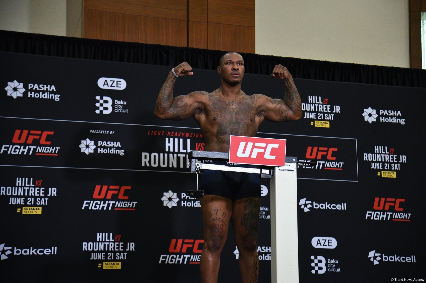 Baku hosts official weigh-in ceremony for UFC Fight Night participants (PHOTO)