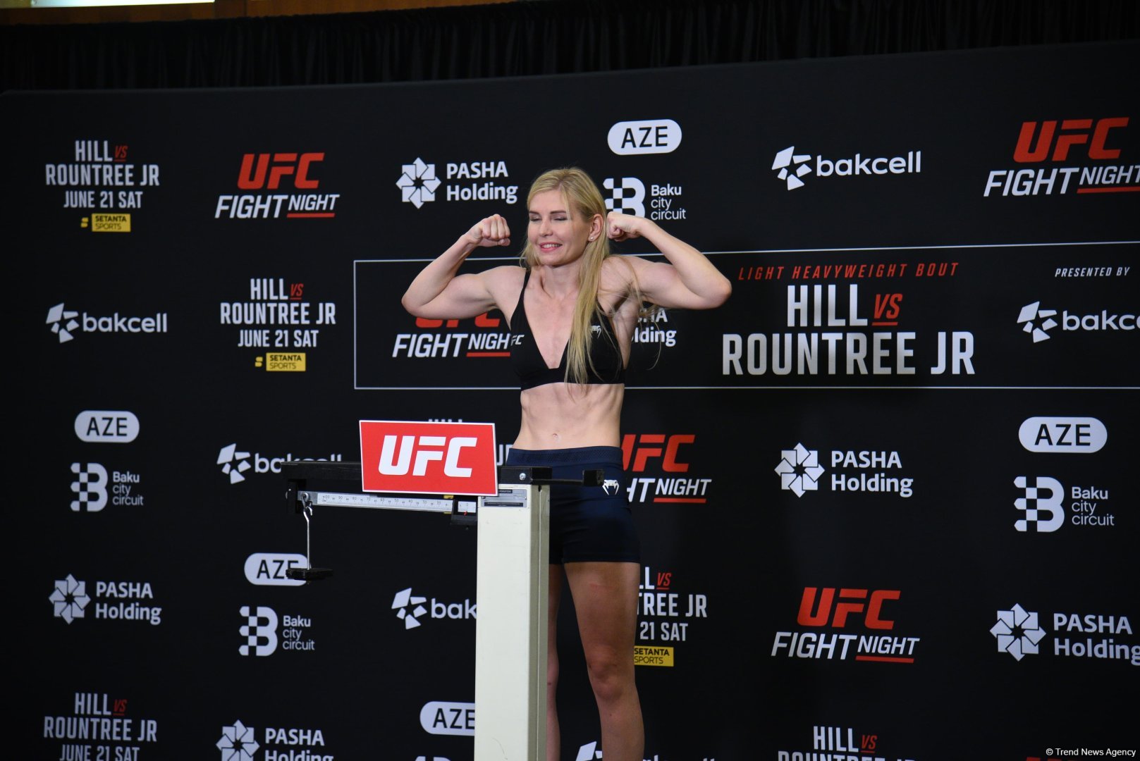 Baku hosts official weigh-in ceremony for UFC Fight Night participants (PHOTO)