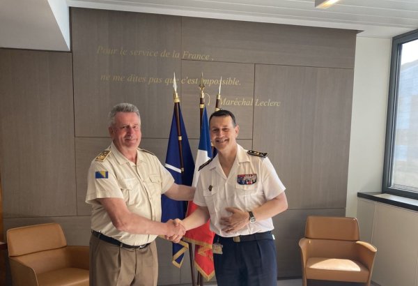 Bosnian and French military leaders discuss Western Balkans security (PHOTO)