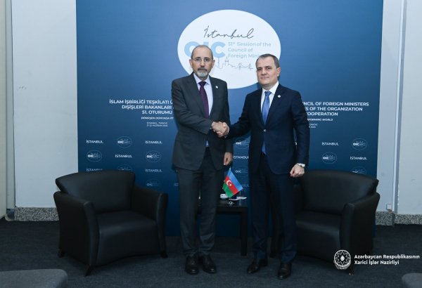 Azerbaijani and Jordanian FMs brainstorm enhancement of bilateral relations