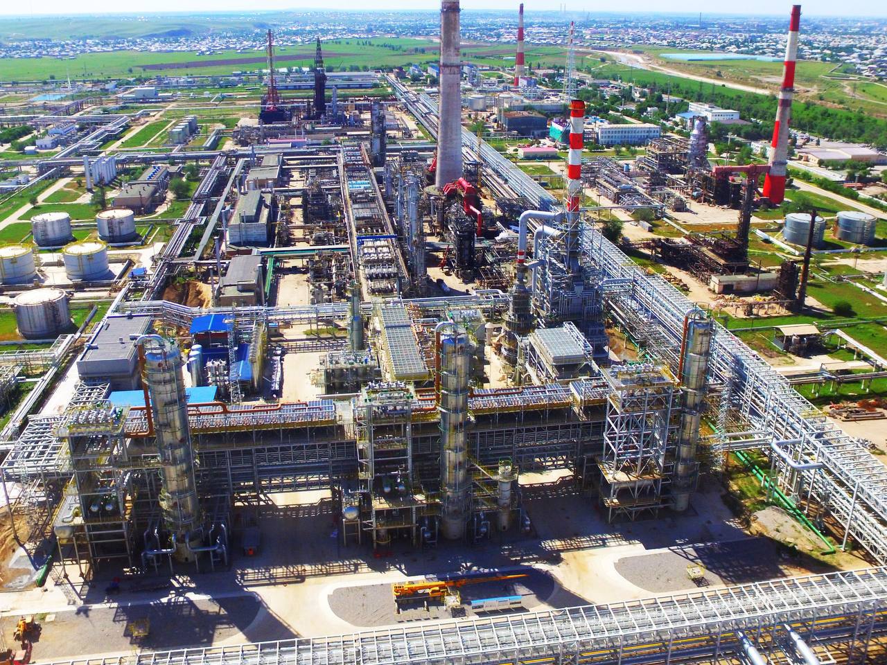 KazMunayGas reports strong growth in hydrocarbon processing and light fuel output in 2024