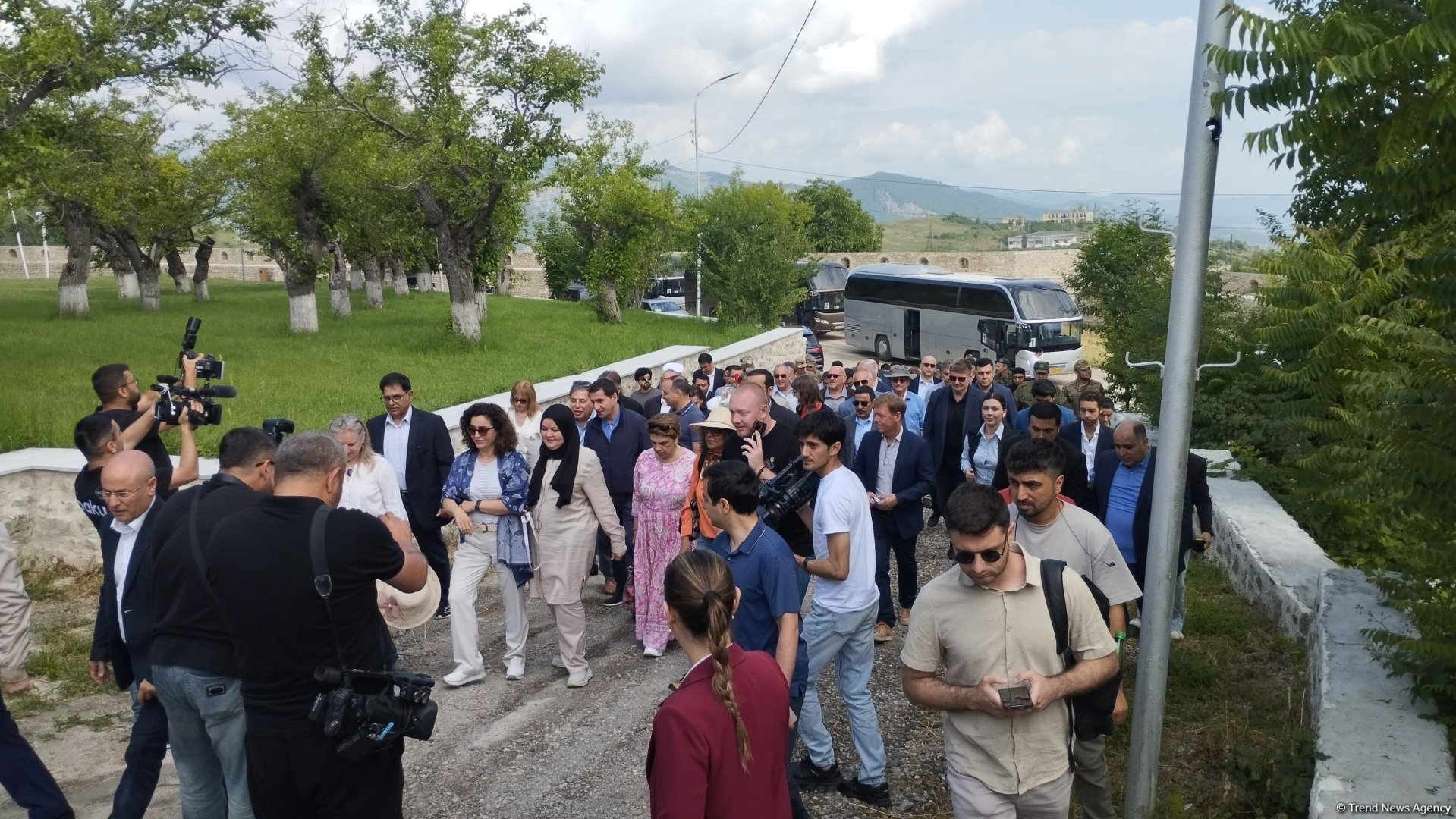 Diplomatic corps representatives arrive in Azerbaijan's Shusha (PHOTO)