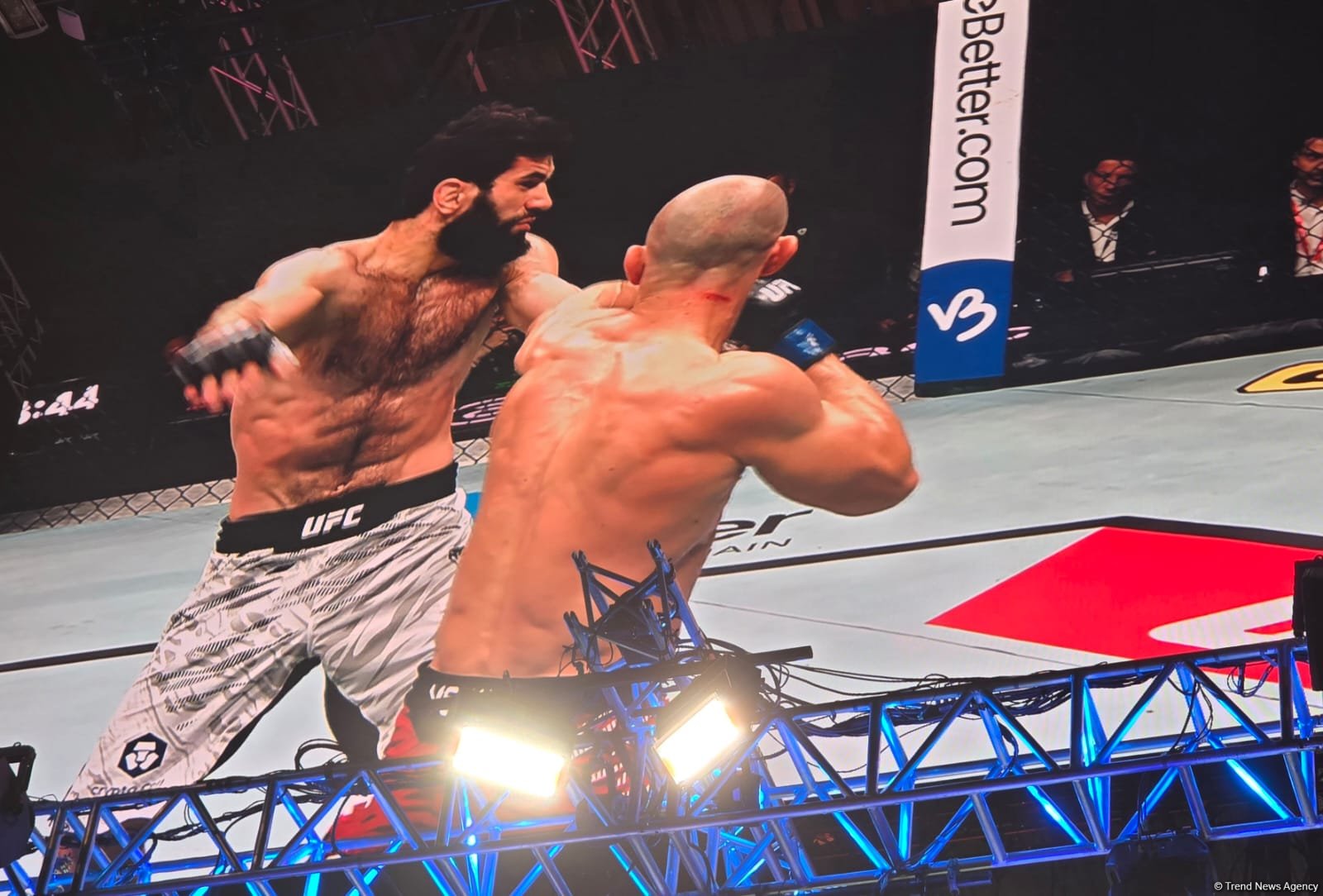 UFC Fight Night: winner of featherweight main card bout between fighters from Tajikistan and Austria determined (PHOTO)