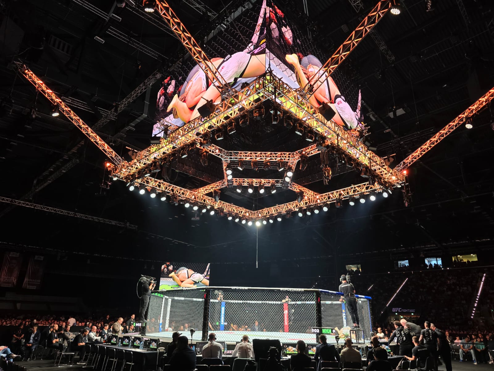 UFC Fight Night: winner of women’s featherweight preliminary bout between fighters from England and Russia determined (PHOTO)