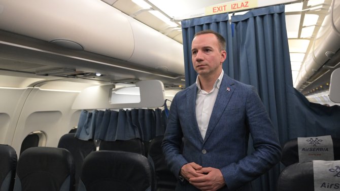 Serbia evacuates tens of nationals from Israel via special flight (VIDEO)