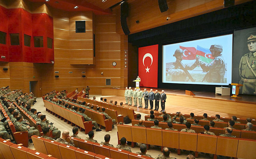 Azerbaijani Defense Ministry presents review of events of last week (VIDEO)