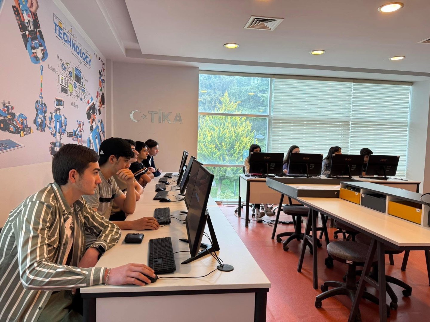 Summer School keeps up running at Integration Center for Azerbaijanis of Georgia (PHOTO)
