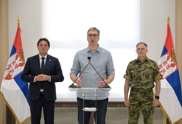Serbia’s president announces elephantine military parade ever (PHOTO)