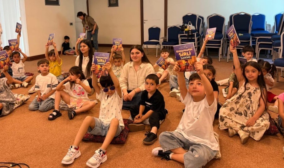 Summer School keeps up running at Integration Center for Azerbaijanis of Georgia (PHOTO)