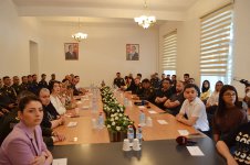 Azerbaijan Defense Ministry rolls out red carpet for gathering with media and NGOs (PHOTO)
