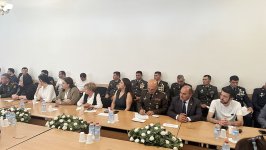 Azerbaijan Defense Ministry rolls out red carpet for gathering with media and NGOs (PHOTO)