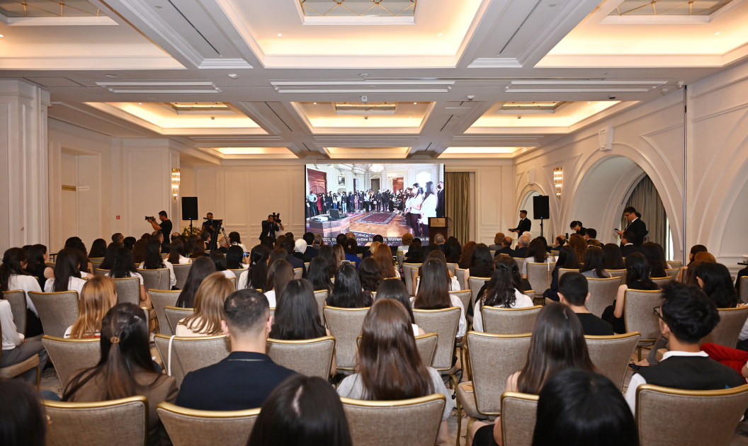 Heydar Aliyev Foundation VP Leyla Aliyeva attends Graduation Day for participants of “Support Young Girls’ Education” project (PHOTO)