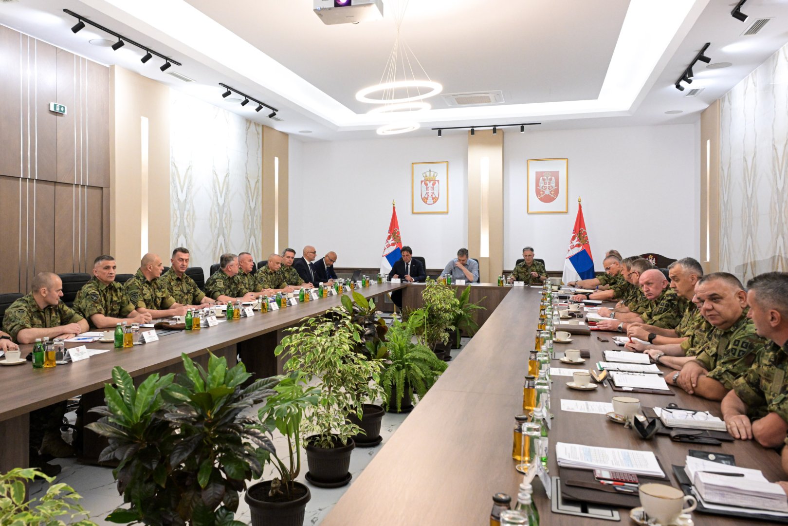 Serbia’s president announces elephantine military parade ever (PHOTO)