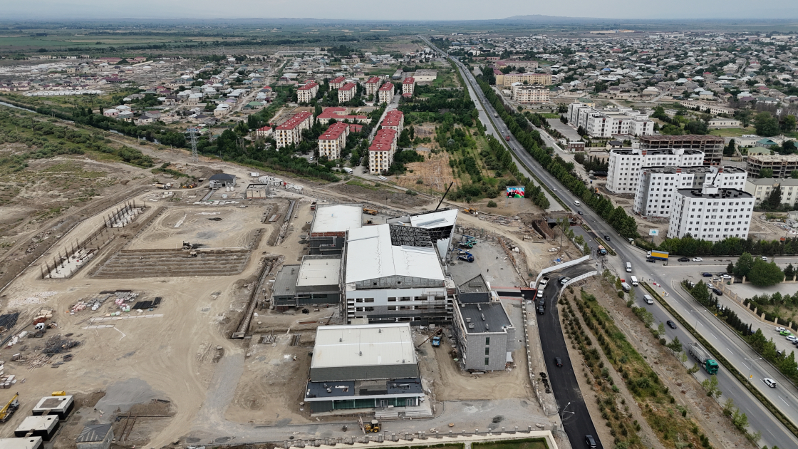 President Ilham Aliyev inspects construction progress of Yevlakh Olympic Sports Complex (PHOTO)