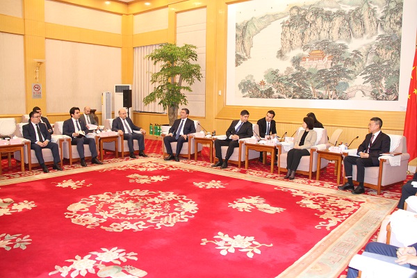 Azerbaijan, China sign partnership agreement to deepen media cooperation (PHOTO)
