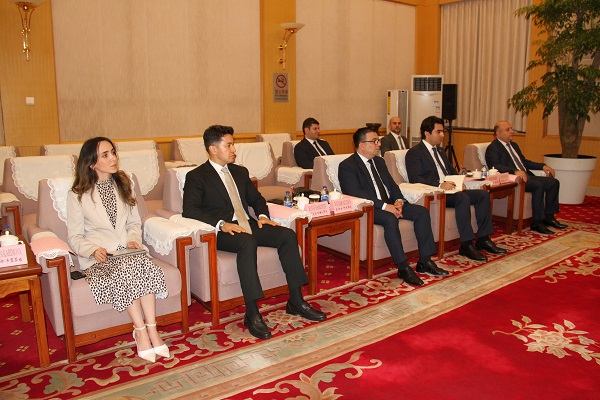 Azerbaijan, China sign partnership agreement to deepen media cooperation (PHOTO)