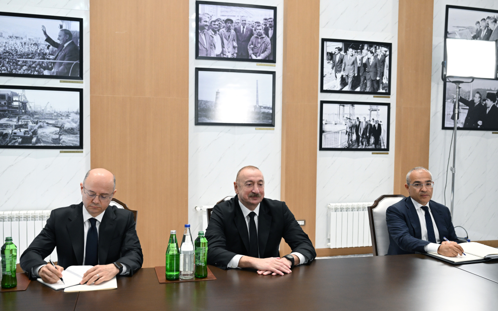 President Ilham Aliyev receives Chairman of Board of China’s Dongfang (PHOTO)
