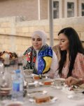Heydar Aliyev Foundation VP Leyla Aliyeva, Head of Baku Media Center Arzu Aliyeva meet participant of "Young Beekeeper" project in Khizi (PHOTO)