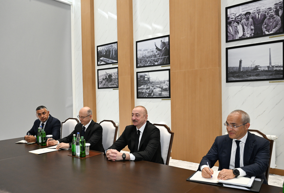 President Ilham Aliyev receives Italian delegation led by Minister for Enterprises and Made in Italy in Mingachevir (PHOTO)
