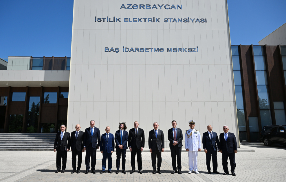 President Ilham Aliyev receives Italian delegation led by Minister for Enterprises and Made in Italy in Mingachevir (PHOTO)