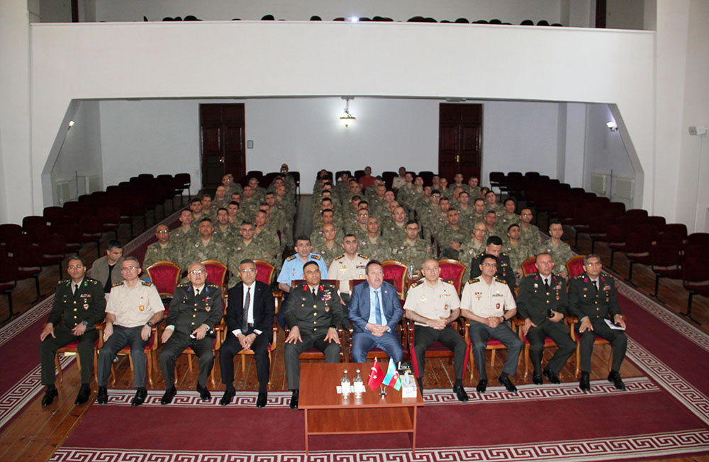 Turkish National Defense University delegation visits Azerbaijan (PHOTO)