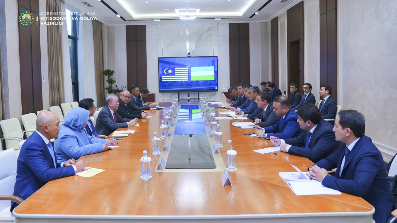 Malaysia-Uzbekistan dialogue focuses on economic, technological, and environmental collaboration