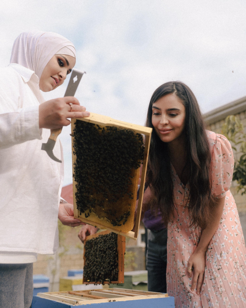 Heydar Aliyev Foundation VP Leyla Aliyeva, Head of Baku Media Center Arzu Aliyeva meet participant of "Young Beekeeper" project in Khizi (PHOTO)