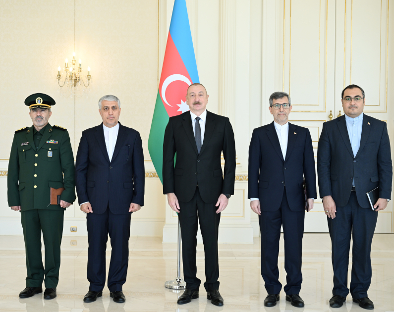 President Ilham Aliyev accepts credentials of newly appointed ambassador of Iran (PHOTO)