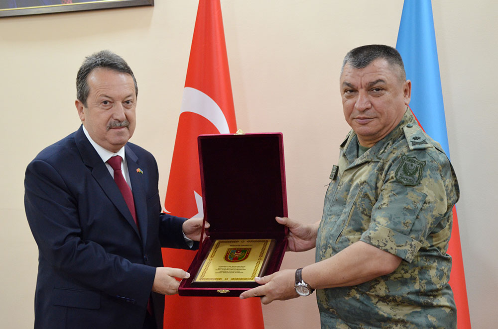 Delegation of Turkish National Defense University visits Azerbaijan Land Forces Command (PHOTO)